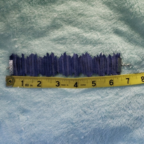 100% Blue Suede Wrist Wrap - Picture 3 of 8